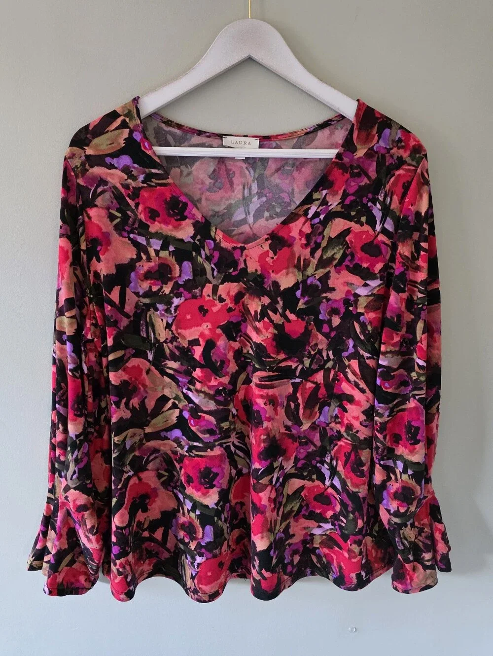 Laura XL Modern Contemporary Romantic Abstract Watercolour Floral Silky Knit Top - Picture 2 of 14